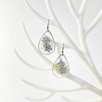 Elegant Dried Flower Resin Earrings