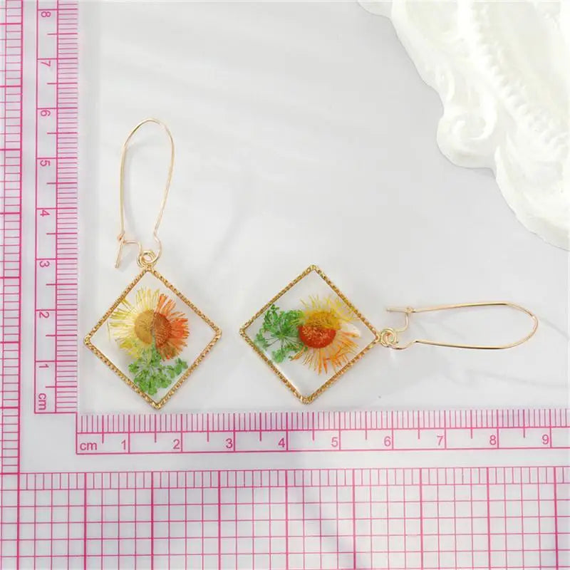 Colorful Dried Flower Square Resin Dangle Earrings