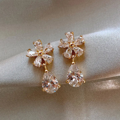 Exquisite Crystal Leaf Flower Earrings