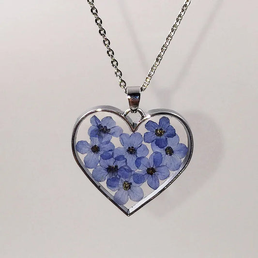 Heart-Shaped Dried Flower Pendant Necklace