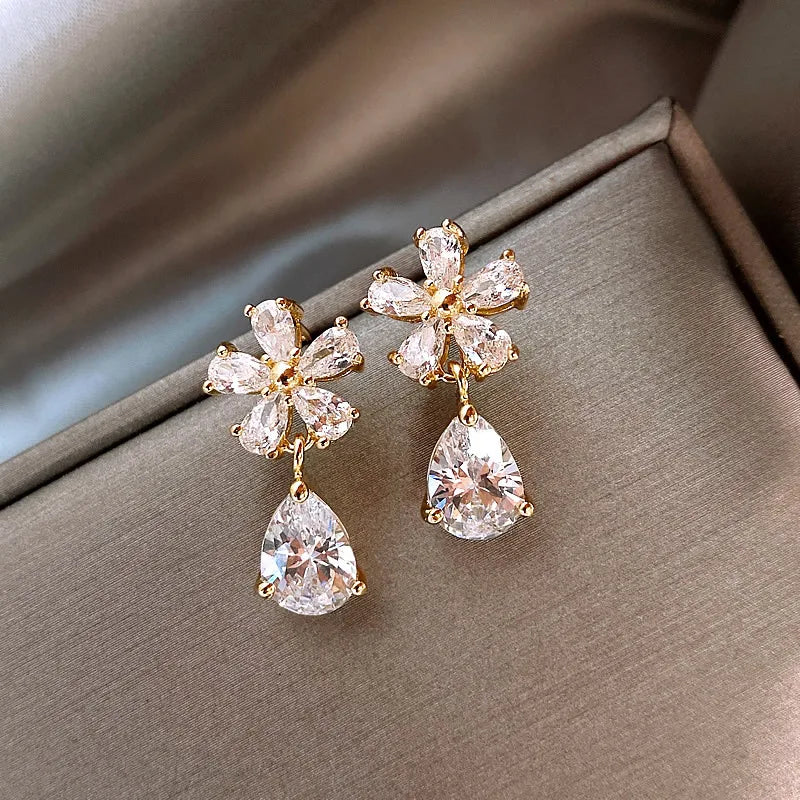 Exquisite Crystal Leaf Flower Earrings