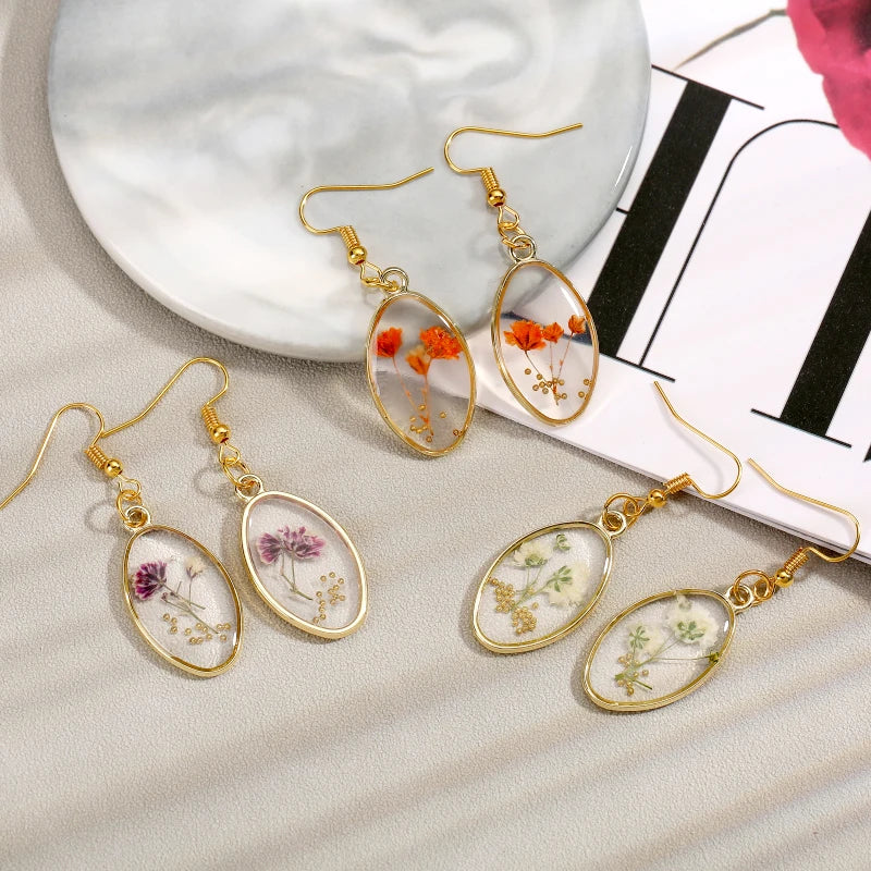 Oval Resin Dried Flower Daisy Earrings