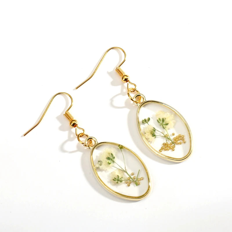 Oval Resin Dried Flower Daisy Earrings